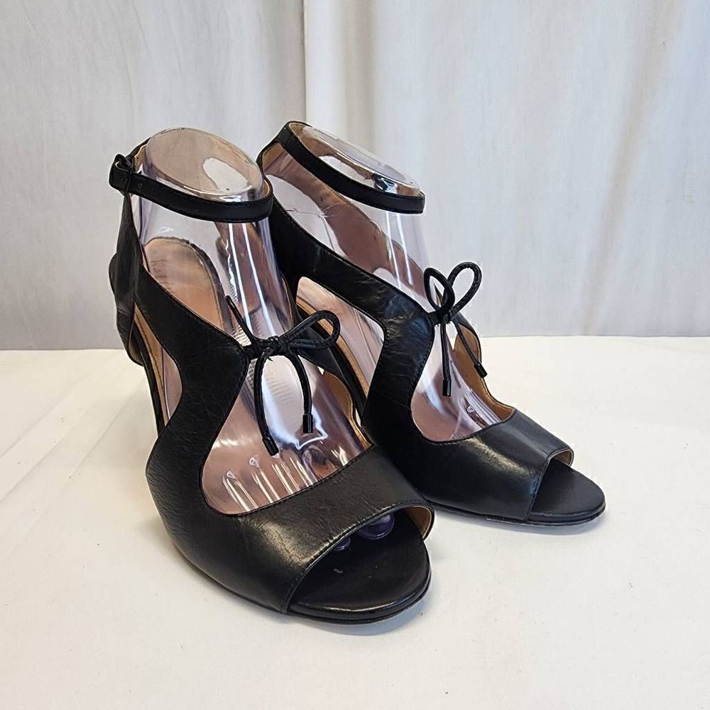 Bettye Mueller Black Leather Pumps Cut Out Ankle Strap Size 9.5